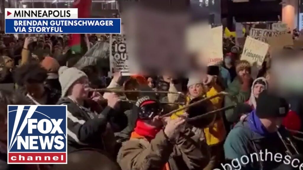 Protesters STORM Minneapolis hotel where ICE agents believed to be staying