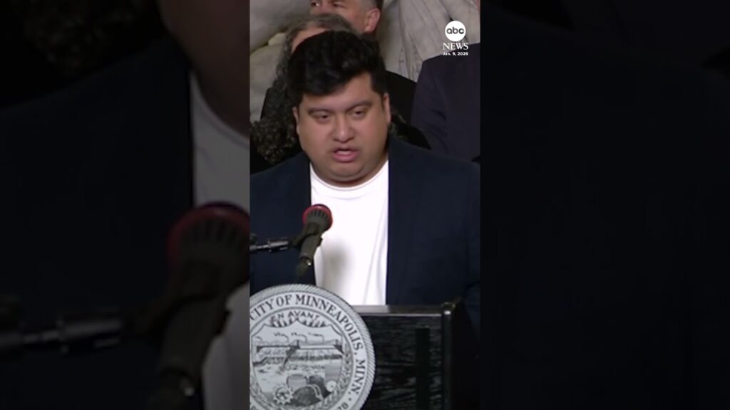 Minneapolis city council member calls for arrest of ICE officer involved in shooting of Renee Good