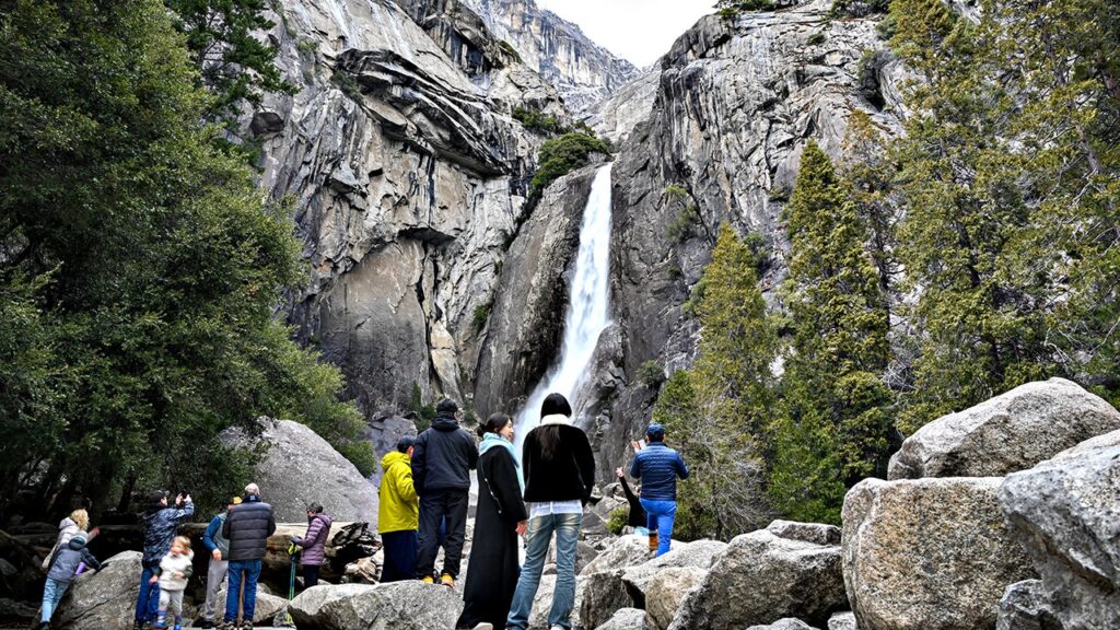 Vandals hit Yosemite National Park with graffiti on boulder, more Vandals hit Yosemite National Park with graffiti on boulder, more