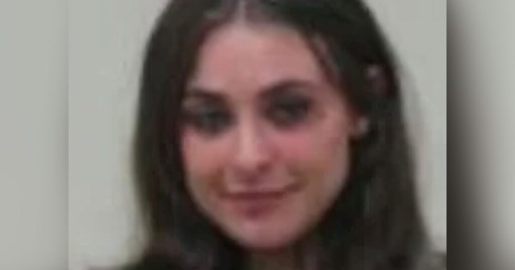 Naked Woman Arrested After She Goes on Bloody Rampage Inside Iowa Convenience Store