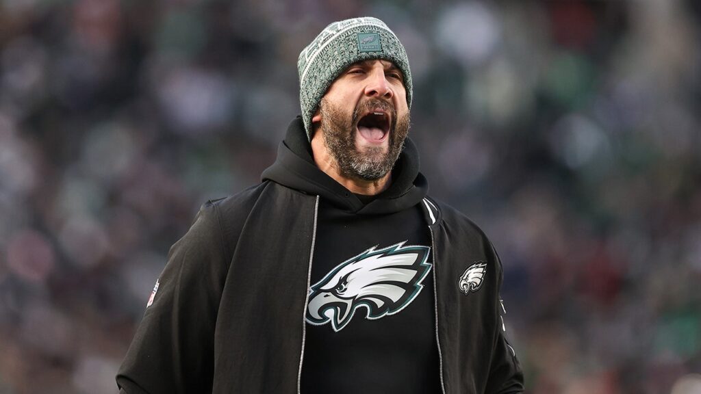 Eagles stars ‘block out the outside noise’ around coach Nick Sirianni amid criticism over tough season