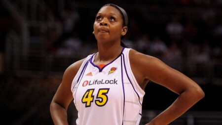 WNBA champion Kara Braxton dead at 43