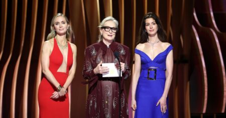 Anne Hathaway Wants to See Fans in ‘Miranda Priestly-Approved’ Looks at ‘The Devil Wears Prada 2’ Premiere