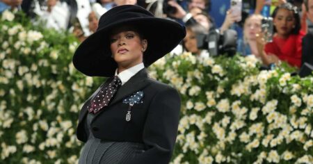 Let’s Take a Moment to Reflect on Rihanna’s Wild Red Carpet Style Evolution Let’s Take a Moment to Reflect on Rihanna’s Wild Red Carpet Style Evolution