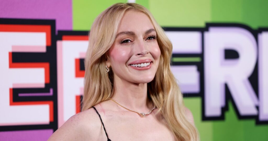 Lindsay Lohan’s Bubblegum Pink Leggings Are a Pilates Must — Copy the Look for 