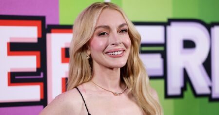 Lindsay Lohan’s Bubblegum Pink Leggings Are a Pilates Must — Copy the Look for 