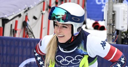 Lindsey Vonn Crashes, Heard Screaming in Pain at 2026 Winter Olympics After Tearing ACL
