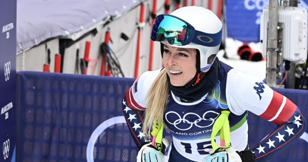 Lindsey Vonn Says Doc ‘Saved My Leg’ In Emotional Video After Leaving Hospital