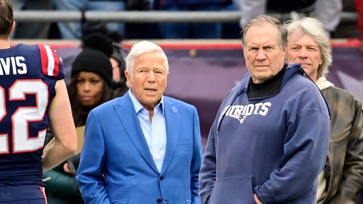 Robert Kraft and Bill Belichick