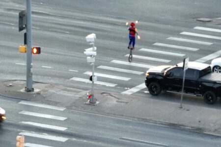 Fire-juggling unicyclist turns Colorado intersection into impromptu street show: ‘Certainly not on our Bingo card’