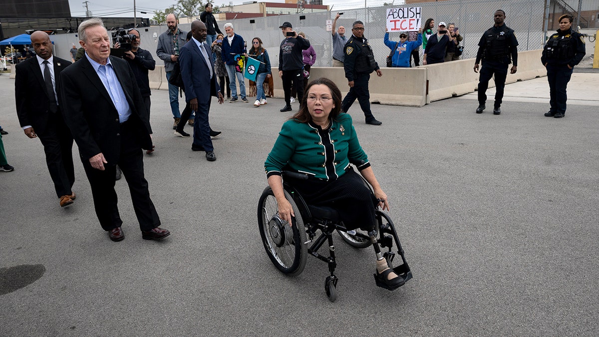 Sens. Dick Durbin and Tammy Duckworth