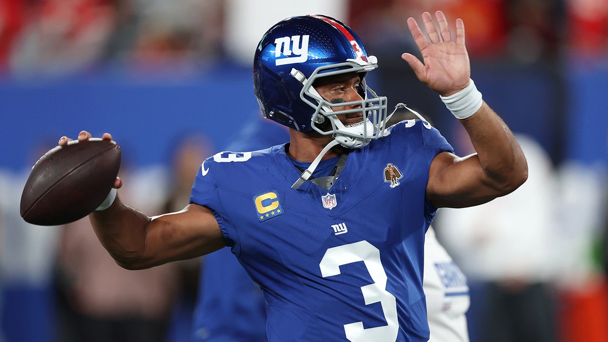 Russell Wilson plays the Chiefs