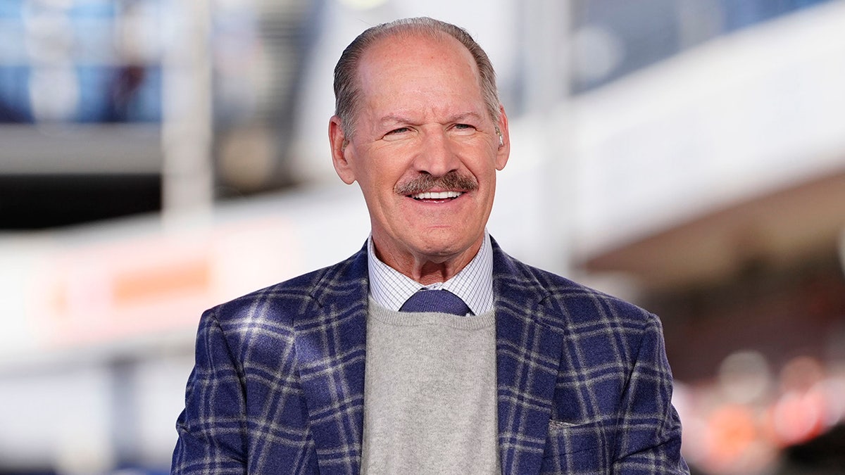 Bill Cowher talks on CBS