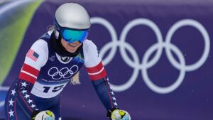 Lindsey Vonn crashes in Winter Olympics alpine ski women’s downhill event