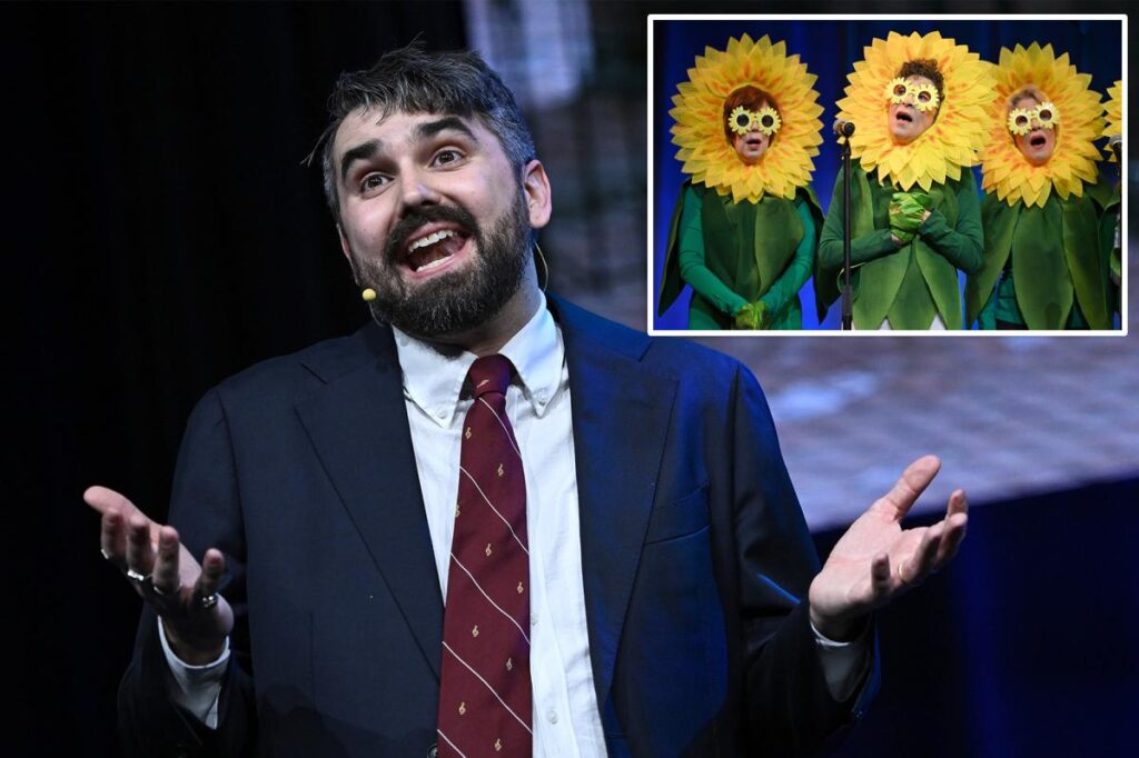 Reporters roast Mamdani in song at Inner Circle dinner Reporters roast Mamdani in song at Inner Circle dinner