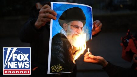 TIME’S UP: Iran is in their ‘final hours,’ analyst warns TIME’S UP: Iran is in their ‘final hours,’ analyst warns