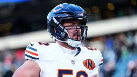 Bears Pro Bowl center Drew Dalman retires at 27 in stunning move: report Bears Pro Bowl center Drew Dalman retires at 27 in stunning move: report