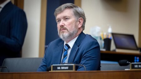 Trump posts support for Massie primary challenger ahead of Kentucky visit