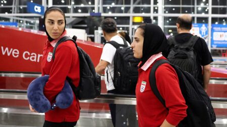 Ex-Iranian women’s soccer star empathizes with national team, breaks down sharing story of father’s death