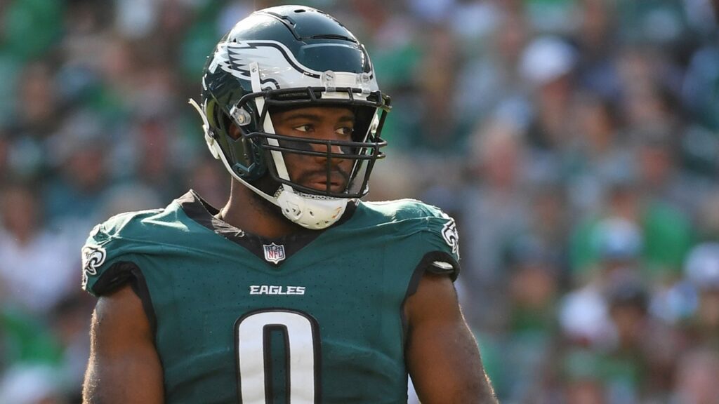 Super Bowl champion Bryce Huff retires from NFL at 27 Super Bowl champion Bryce Huff retires from NFL at 27