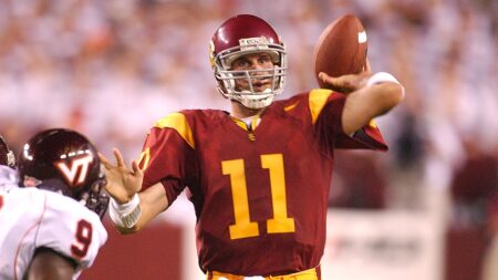USC legend says he’s given school officials strong answer on whether he’d unretire number for recruits