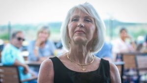 Trump continues to push for release of Tina Peters as Colorado governor weighs clemency