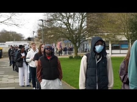 Everything to know about the meningitis B outbreak in the UK Everything to know about the meningitis B outbreak in the UK