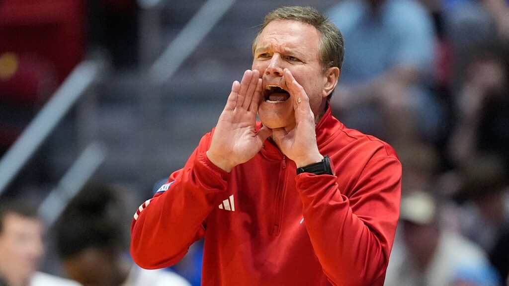 Legendary college basketball coach unsure of future after loss to St John’s Legendary college basketball coach unsure of future after loss to St John’s