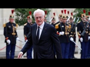 Former French Prime Minister Lionel Jospin, architect of 35-hour work week, dies at 88 Former French Prime Minister Lionel Jospin, architect of 35-hour work week, dies at 88