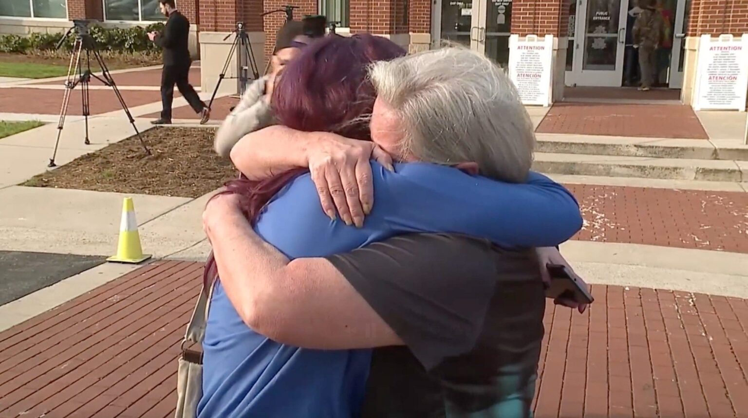 North Carolina woman who vanished 24 years ago tearfully reunites with daughter outside court North Carolina woman who vanished 24 years ago tearfully reunites with daughter outside court