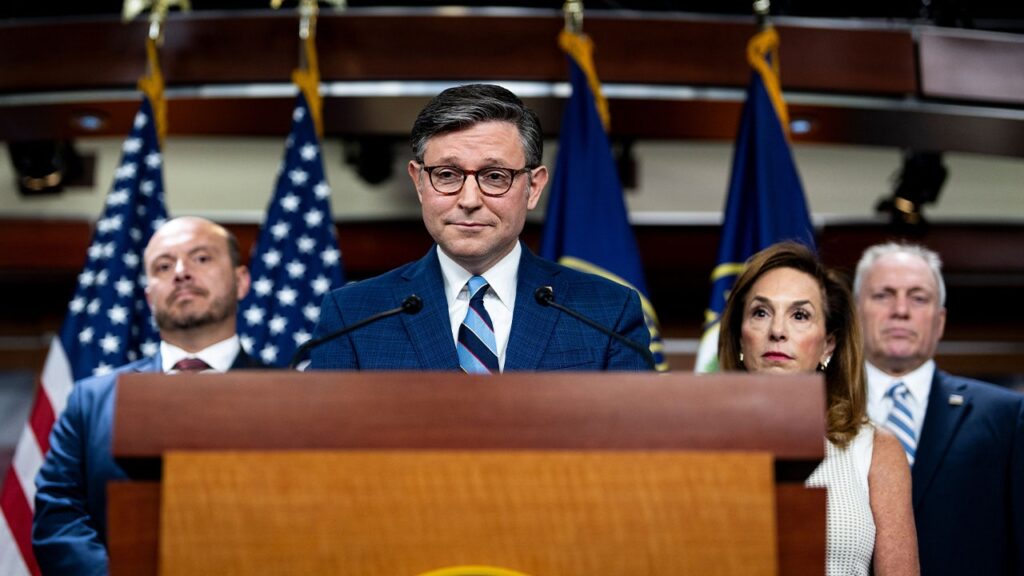 House GOP’s DHS funding measure survives critical hurdle but path uncertain in Senate House GOP’s DHS funding measure survives critical hurdle but path uncertain in Senate