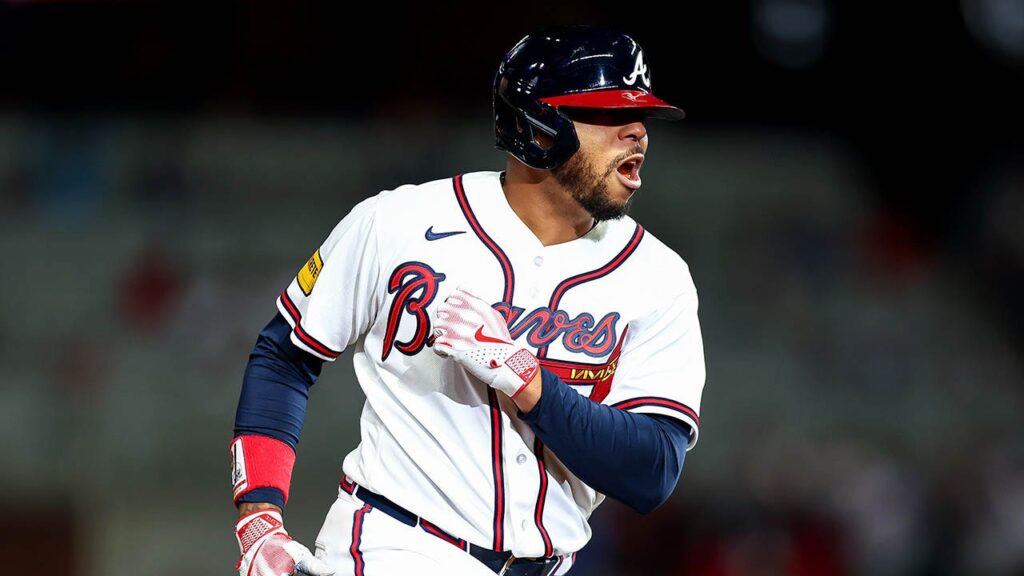 Braves’ Dominic Smith hits walk-off home run nearly 2 weeks after mother’s death Braves’ Dominic Smith hits walk-off home run nearly 2 weeks after mother’s death