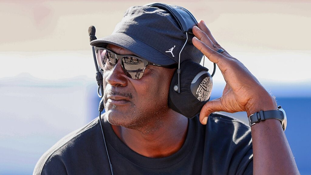 NBA legend Michael Jordan explains being ‘cursed’ by competition: ‘Keeps me young’ NBA legend Michael Jordan explains being ‘cursed’ by competition: ‘Keeps me young’