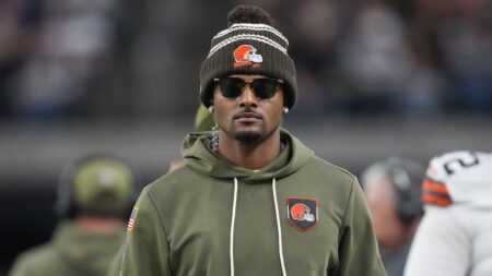 Browns owner gives optimistic outlook for injury-riddled Deshaun Watson
