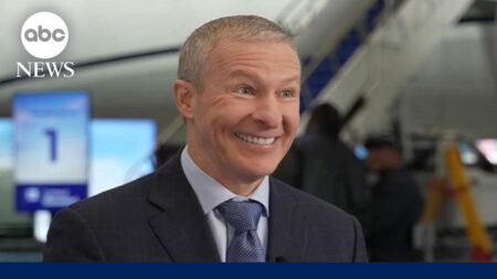 United CEO warns fares rising as fuel costs surge amid global tensions