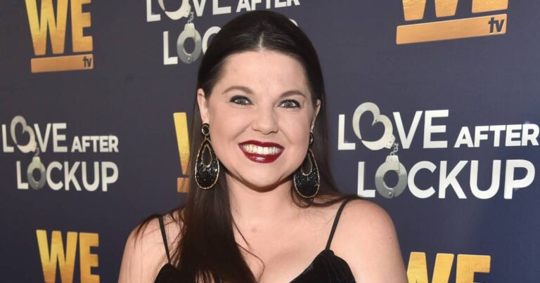 Amy Duggar Speculates How Jim Bob Duggar Would Have Reacted to Joseph Duggar’s Arrest Amy Duggar Speculates How Jim Bob Duggar Would Have Reacted to Joseph Duggar’s Arrest