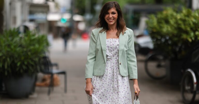 17 Loose Spring Sundresses That Are Slimming for Brunch, Errands and Beyond — From 17 Loose Spring Sundresses That Are Slimming for Brunch, Errands and Beyond — From