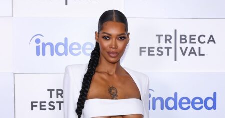 Model Jessica White Says It’s ‘OK’ for Women to Be Bisexual, But Not Men: ‘Double Standards Exist’