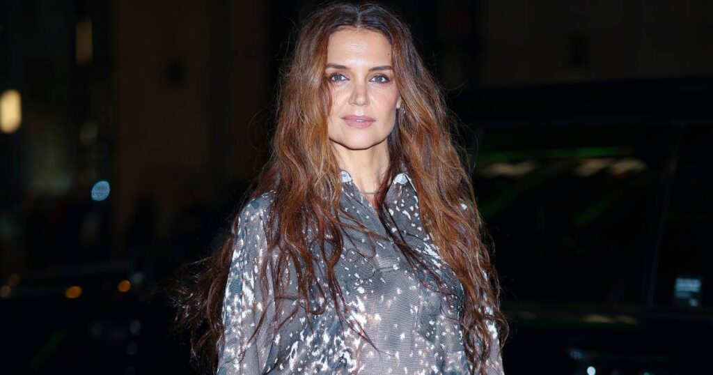 Katie Holmes Just Wore These Comfy-Chic Flats for Spring — And They’re on Amazon Katie Holmes Just Wore These Comfy-Chic Flats for Spring — And They’re on Amazon