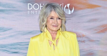 Martha Stewart Wore the Comfiest Spring Lounge Set in This Unexpected Hue — Now Trending