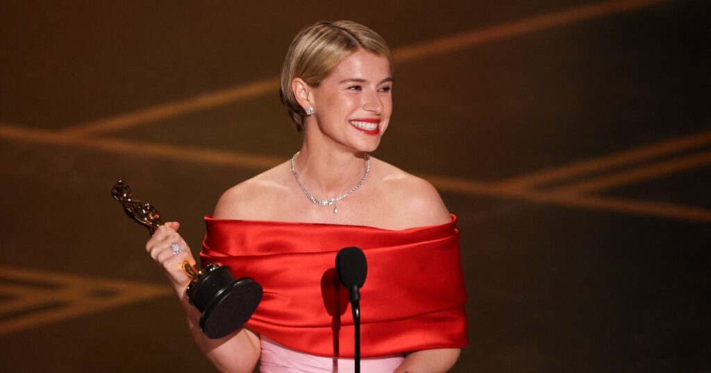 Jessie Buckley Dedicates 2026 Oscar Win to ‘Chaos of a Mother’s Heart’ Jessie Buckley Dedicates 2026 Oscar Win to ‘Chaos of a Mother’s Heart’
