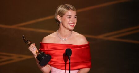 Jessie Buckley Dedicates 2026 Oscar Win to ‘Chaos of a Mother’s Heart’ Jessie Buckley Dedicates 2026 Oscar Win to ‘Chaos of a Mother’s Heart’