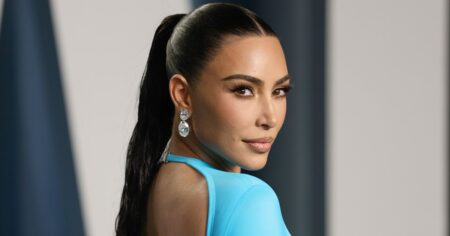 Kim Kardashian’s Hairstylist Used This  Detangling Brush on Her ‘Snatched’ Oscars Party Hair