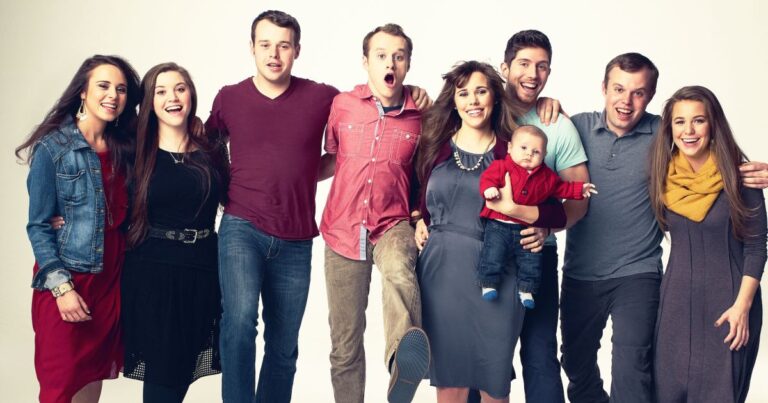 Duggar Family Members React to Joseph Duggar’s Arrest: Jill Duggar, Josh Duggar and More Duggar Family Members React to Joseph Duggar’s Arrest: Jill Duggar, Josh Duggar and More