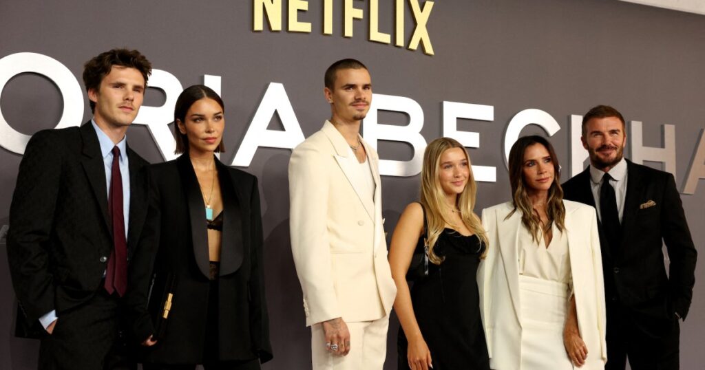 Victoria Beckham Thanks David, Youngest Kids for ‘Always Being There’ Amid Brooklyn Drama