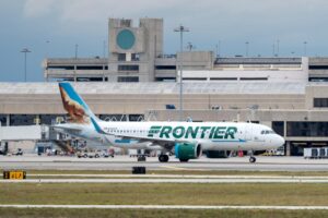 Frontier Airlines calls police to enforce  fee after passengers miss flight due to long TSA lines
