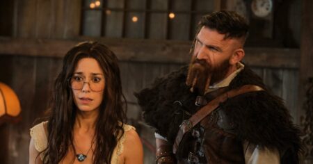 Ghosts’ Sheila Carrasco, Devan Chandler Long Tease If Fans Should Be Worried About a Thor, Flower Split (Exclusive)