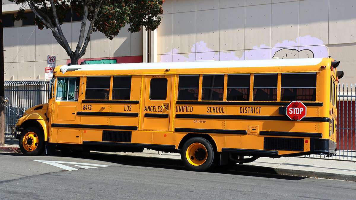 los angeles school bus