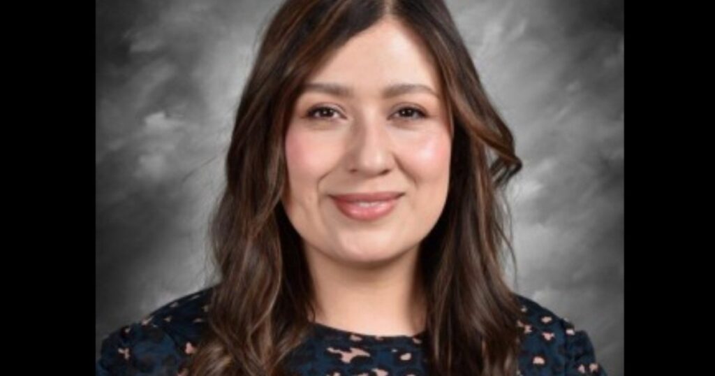 Colorado Police Looking for Middle School Secretary Who Sexually Abused 13-Year-Old Colorado Police Looking for Middle School Secretary Who Sexually Abused 13-Year-Old