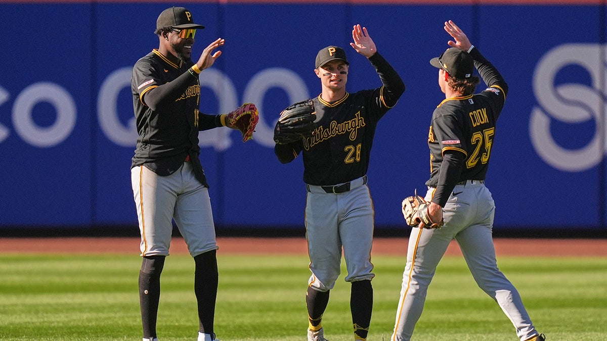 Pirates players celebrate